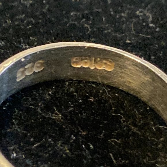 Amethyst on sterling silver intricate setting cathedral ring - Picture 7 of 7